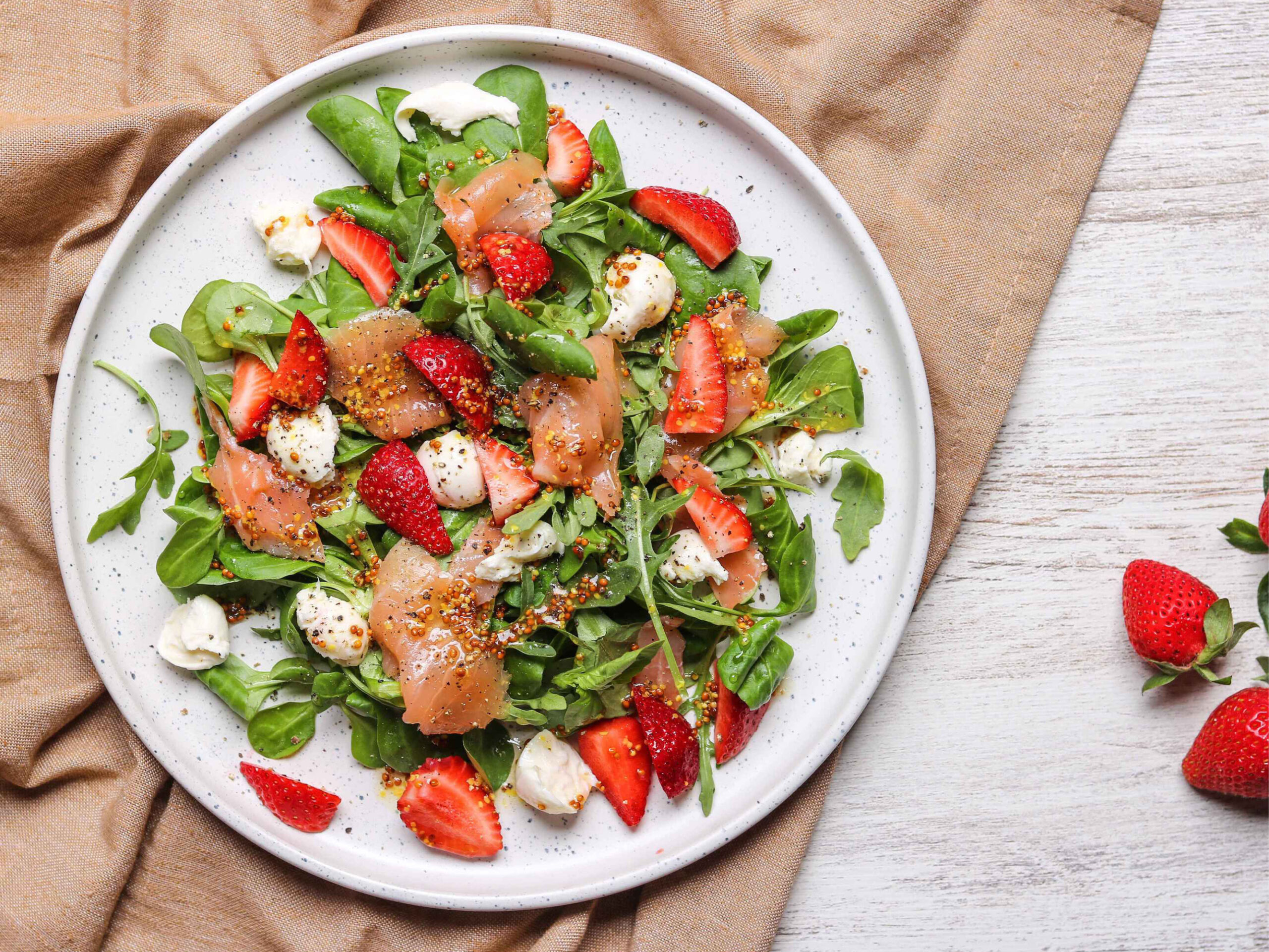 Smoked Salmon & Strawberry Salad